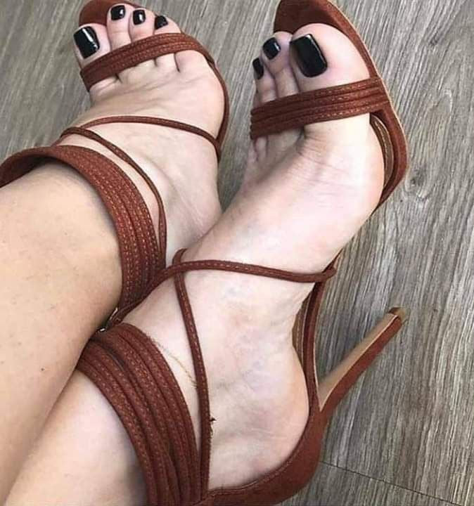 Seductive Ankle Wrap Strappy Heels